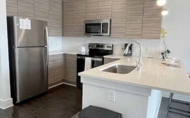 Foto del edificio - 688 Angier Ave NE