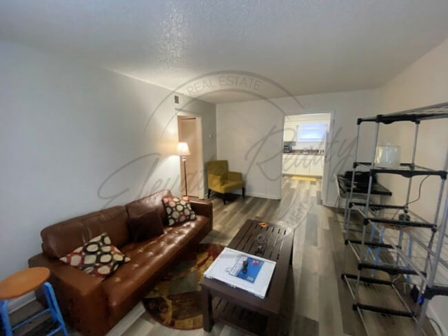 Building Photo - Roommate Wanted – Private Bedroom in 2-Bed...