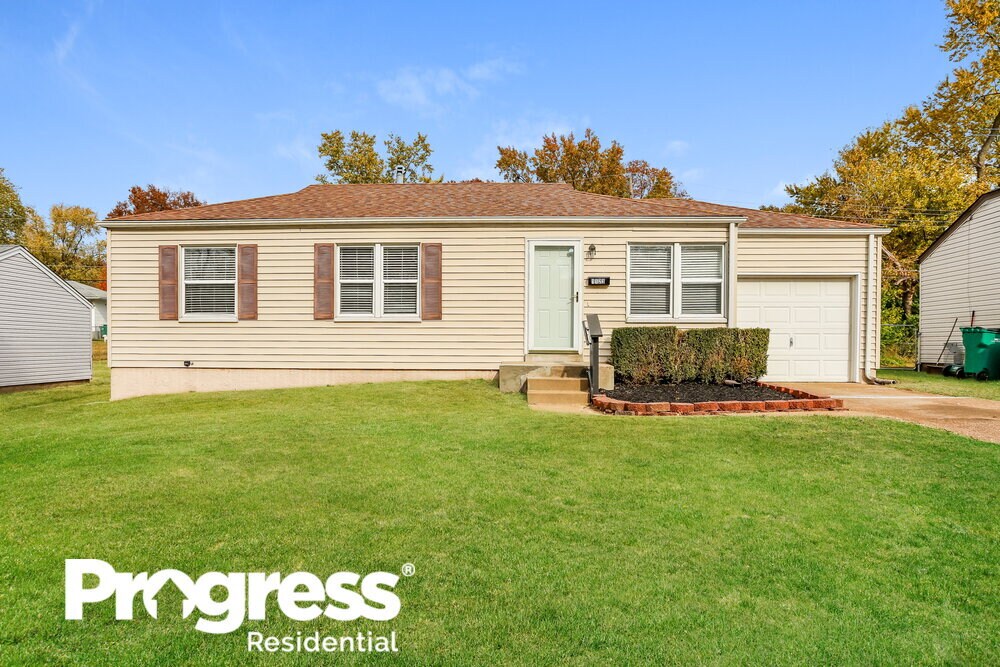 Primary Photo - 1123 Roxton Dr
