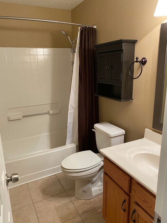 Foto del edificio - 1952 Mesa Grande Loop NE