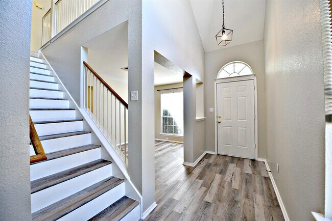 Foto del edificio - 523 Territory Trail