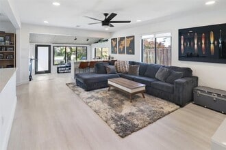 Building Photo - 508 SW 13th St