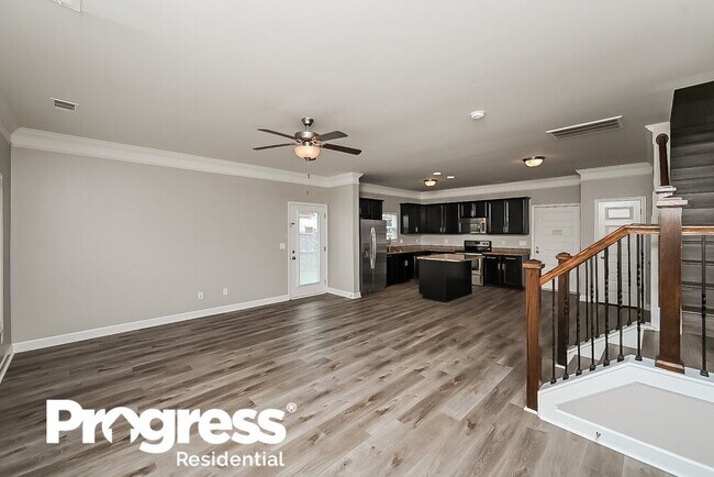 Foto del edificio - 1921 Wild Oaks Ct