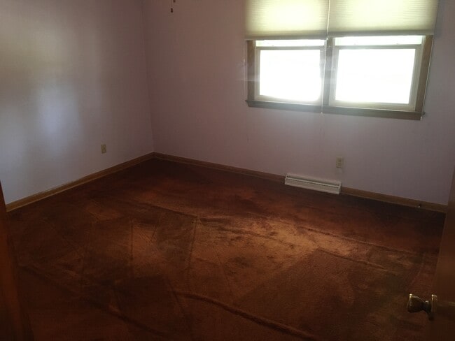 Carpeted Bedrooms - 611 Hood St