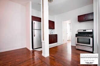 Building Photo - 5 W 101st St