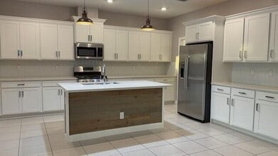 Building Photo - 1231 Tangled Orch Trce