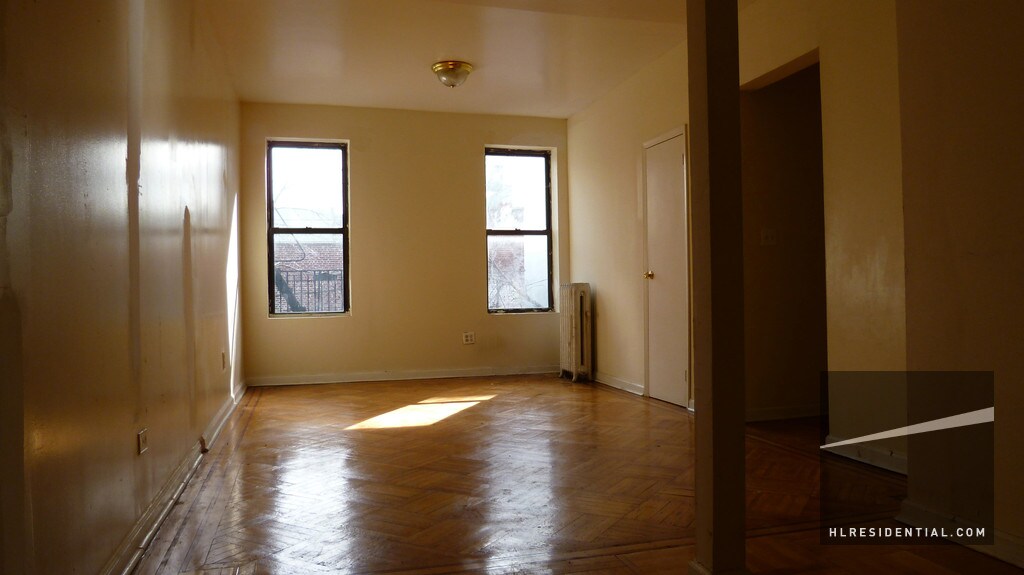 Primary Photo - 940 Prospect Pl