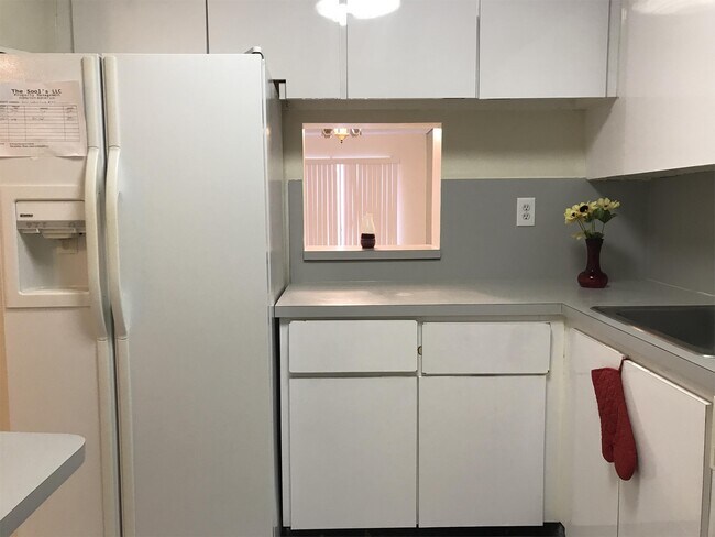 Foto del edificio - 8051 S Colony Cir
