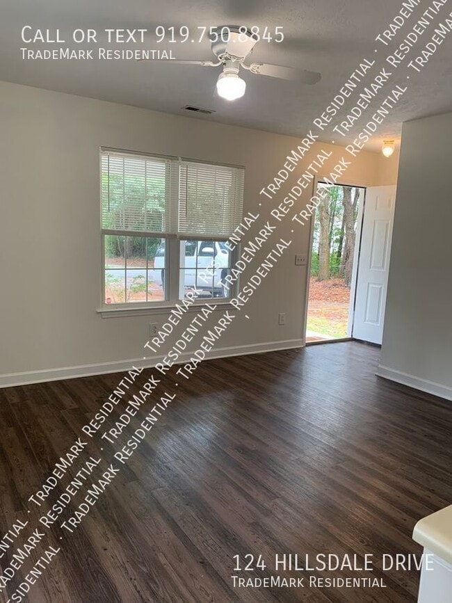 Foto del edificio - 124 Hillsdale Dr