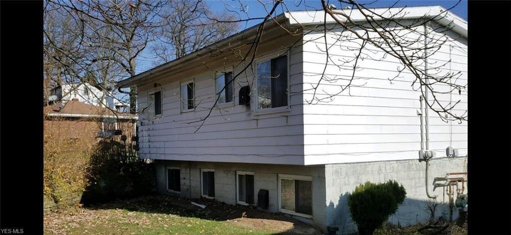 1336 Brittain Rd Akron, OH 44310 – photo 2