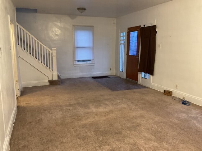 Foto del edificio - 9922 Frankstown Rd