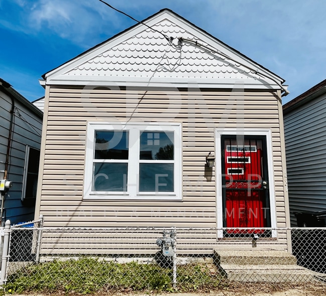 Photo - 1523 Christy Ave House
