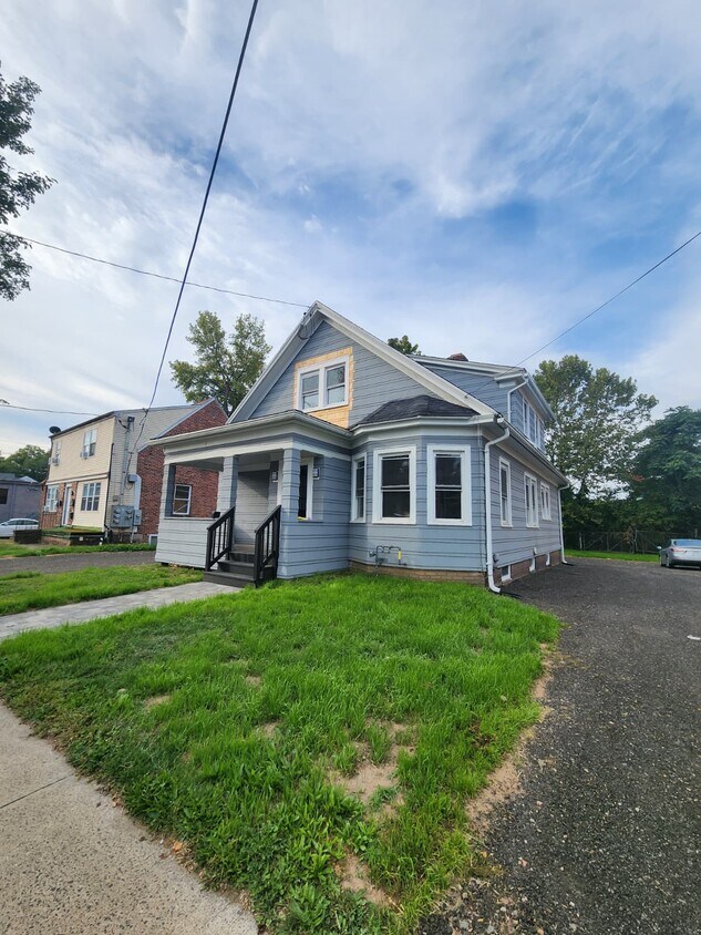 Foto principal - 322 Blake St