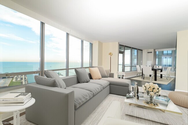 Foto del edificio - 600 N Lake Shore Dr
