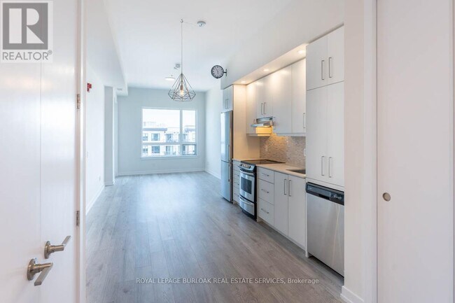 Photo du bâtiment - 40 Esplanade Ln