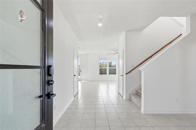 Building Photo - 12806 Mossy Knl Dr