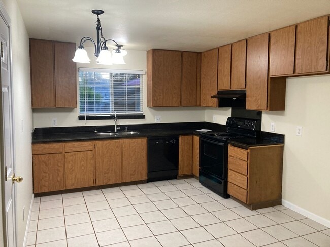 Building Photo - RO210