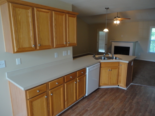 Building Photo - 104 Darfield Court