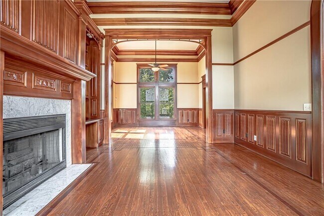 Building Photo - 5723 W Stoney Brook Rd