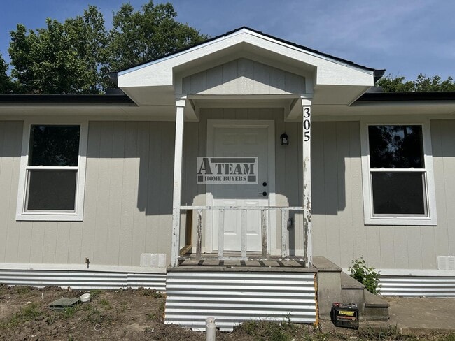 Building Photo - Beautiful 2 Bedroom 1 Bathroom for rent in...