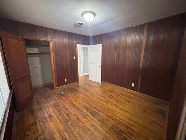 Foto del edificio - 1294 Pallwood Rd