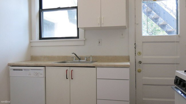 Building Photo - 1 br, 1 bath  - 5721 Stanton Ave Apt 7