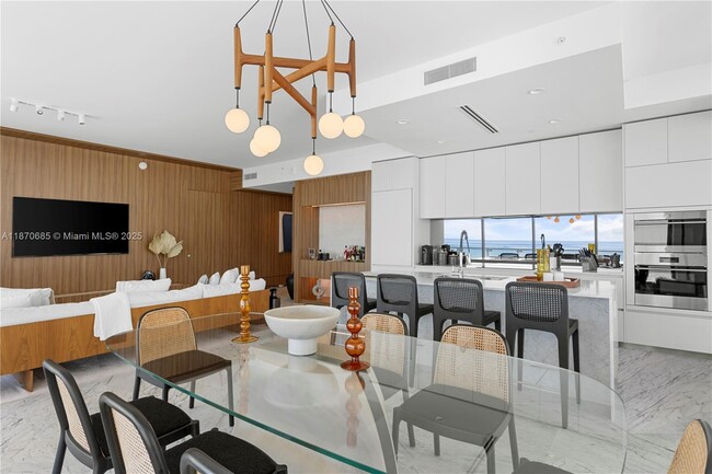 Building Photo - 5775 Collins Ave