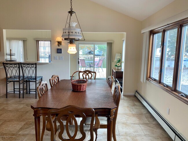 Building Photo - 3416 Maritime Dr