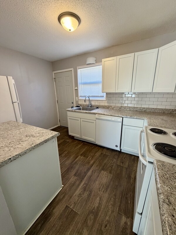 Foto del edificio - 3506 Harvard Rd