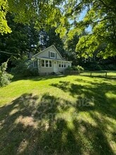 Building Photo - 180 Amherst Rd