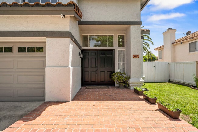 Building Photo - 4887 Motif St