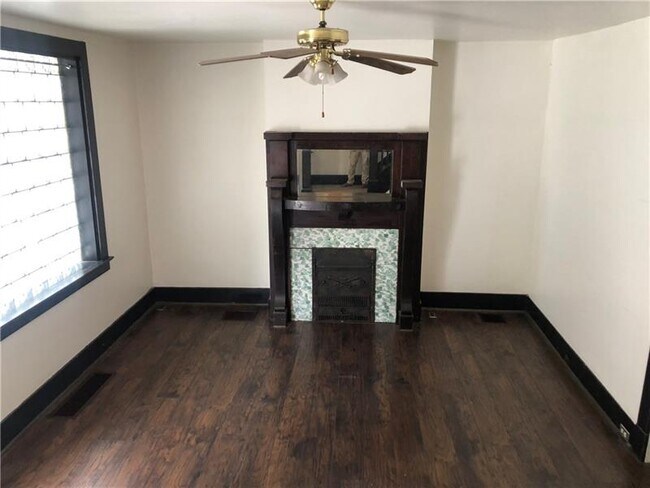 Foto del edificio - 1430 Babcock Blvd