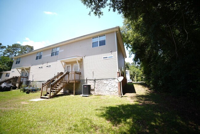 Foto del edificio - 3 Bed / 3 Bath Condo in the NW
