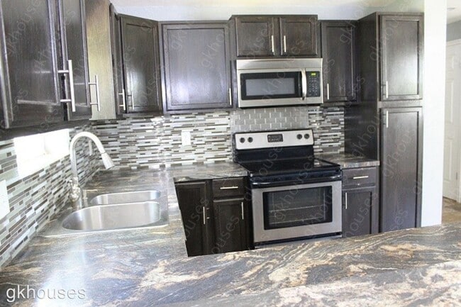 Building Photo - 4 br, 2 bath House - 28657 Highway 67
