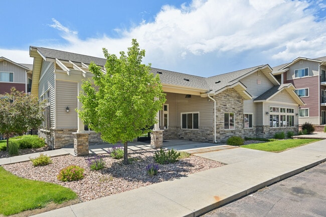 Building Photo - Copper Creek Apts