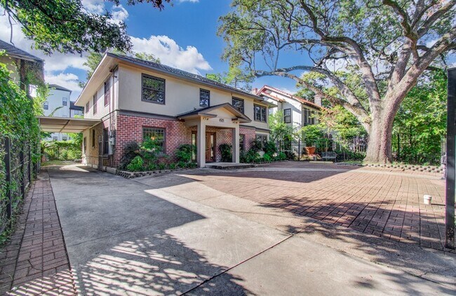 Foto del edificio - 4505 Caroline St