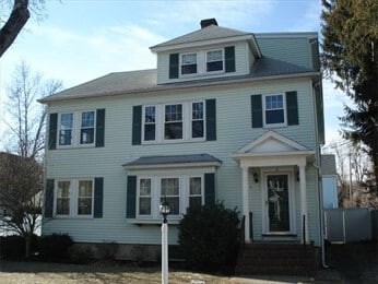 Foto principal - 11 Churchill Ave
