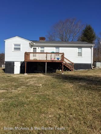 Building Photo - 3 br, 1 bath House - 130 South T. Wilhoit Dr.