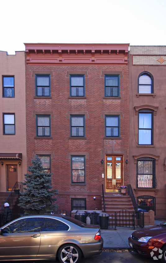 Primary Photo - 54 Wyckoff St