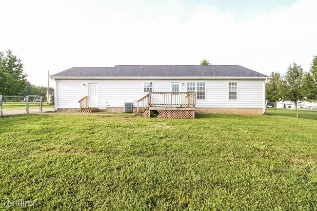 Foto del edificio - 3 br, 2 bath House - 113 East McGuire Street