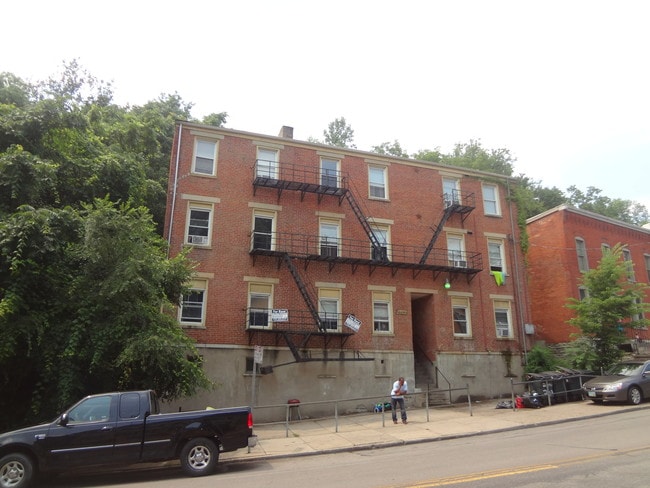 Building Photo - 2231 Vine St