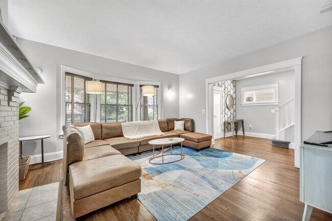 Foto del edificio - 1501 E 105th St