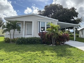 Building Photo - 18 Calypso Cay