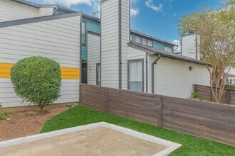 Building Photo - 21717 Inverness Forest Blvd