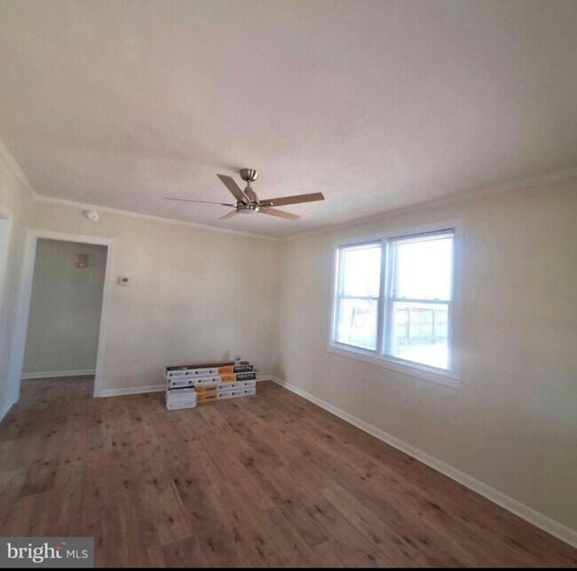 Foto del edificio - 403 Trenton Ct