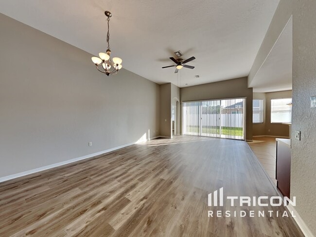 Building Photo - 15402 Pepper Pine Ct