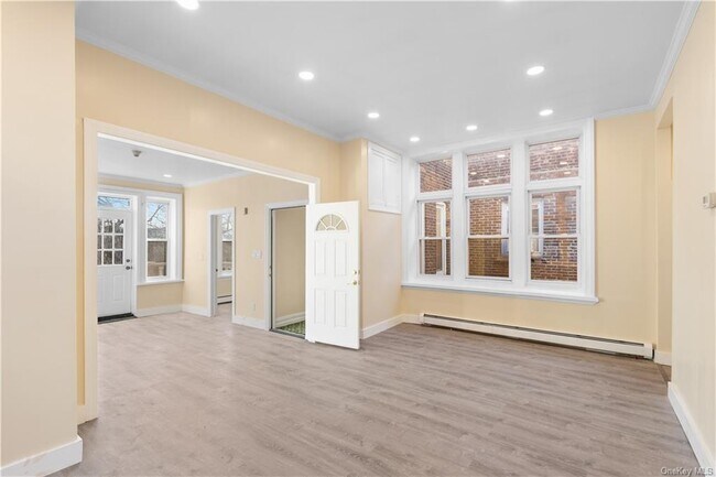 Foto del edificio - 1173 Eastern Pkwy