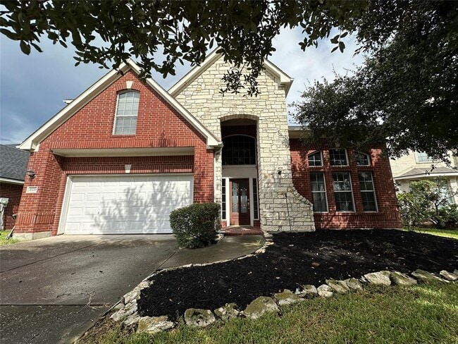 Building Photo - 10038 Lakeside Gables Dr