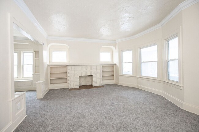 Foto del edificio - 3331 E 140th St