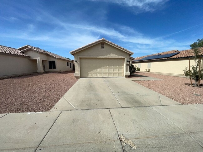 Building Photo - READY TO VIEW NOW! Gorgeous Remodeled Home in El Mirage